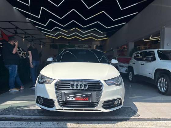 AUDI A1 1.4 TFSI ATTRACTION 16V 122CV GASOLINA 2P AUTOMÁTICO